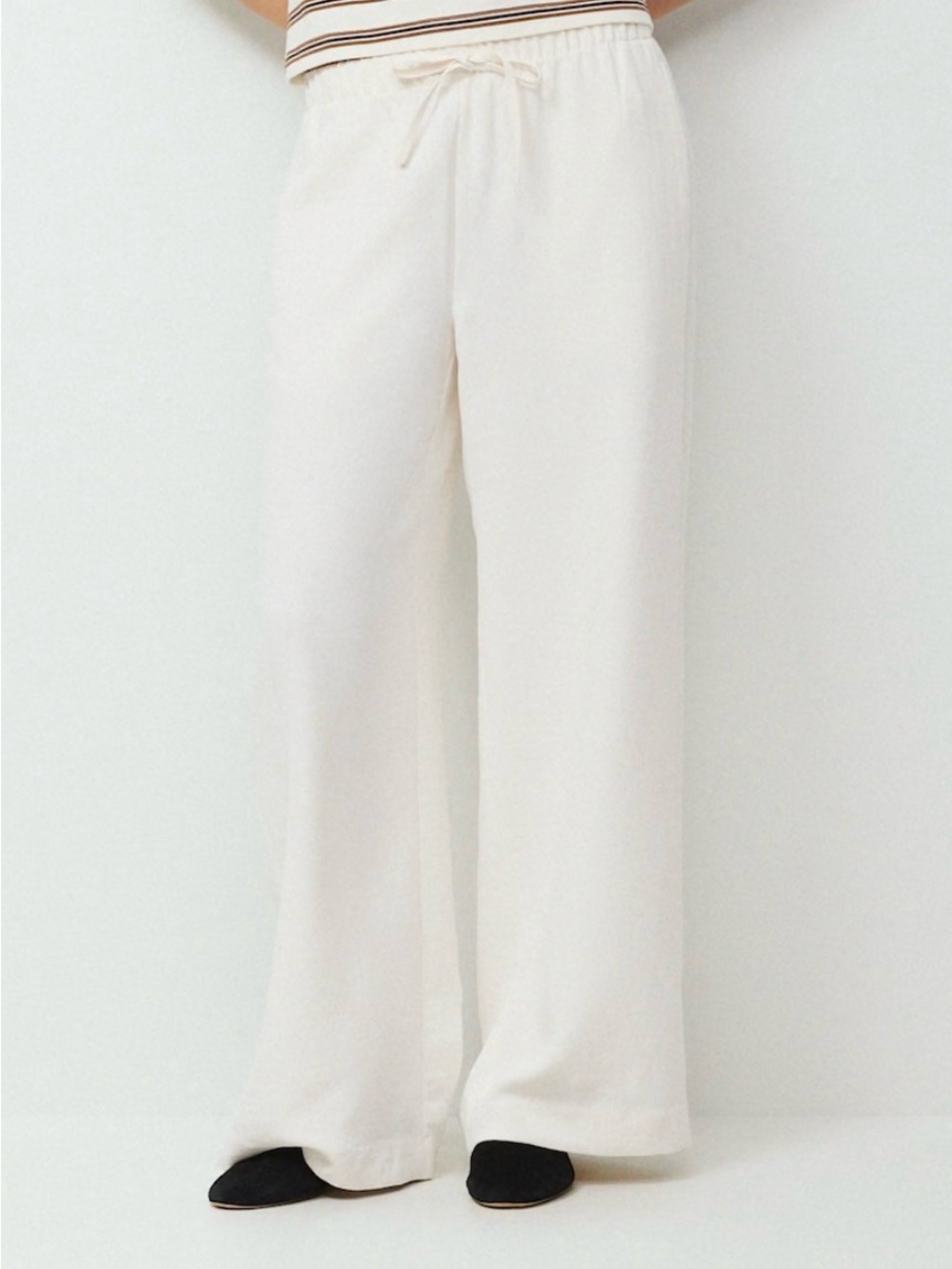 Aritzia Crepette Lodge Pant White Wide Leg Drawstring Pants